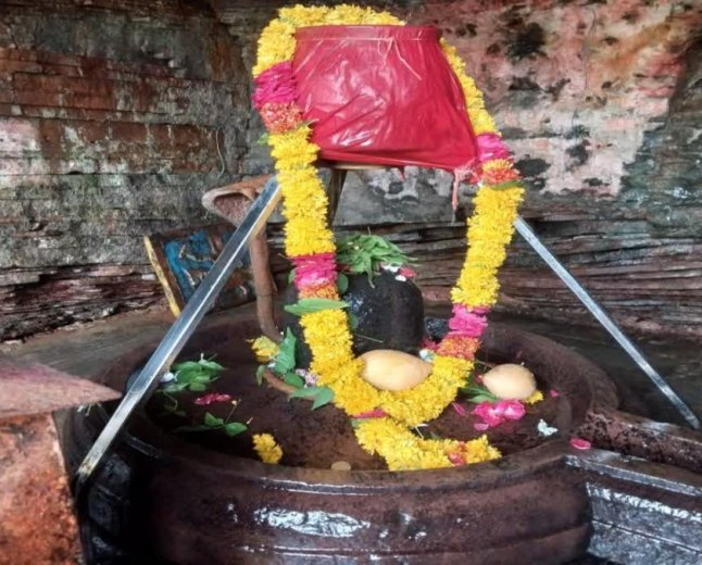 सोशल मीडिया पर लाइक्स के चक्कर में पहुंचे कानून के शिकंजे में! गुना में प्रतिबंधित क्षेत्र में वीडियो बनाने पर केस दर्ज