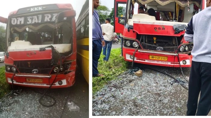 इंदौर-अहमदाबाद हाईवे पर ओवरटेक के चक्कर में भिड़ी दो बसें, स्कूली बच्चों समेत दर्जनभर घायल