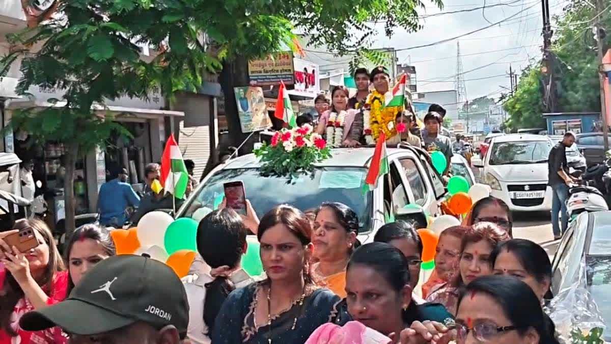 छिंदवाड़ा के लाल ने देश के लिए निभाई अहम जिम्मेदारी, ऑपरेशन सिंदूर में भी रहे शामिल, जोरदार अभिनंदन