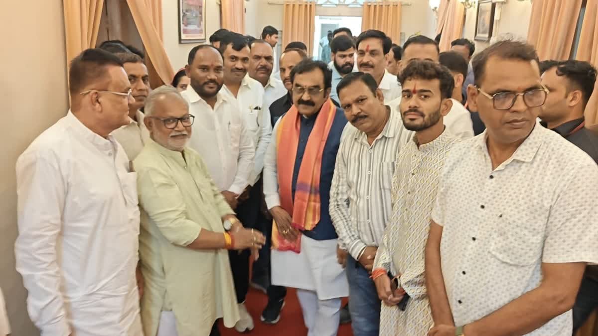 मूंग खरीदी की तारीख बढ़ने को लेकर पीडब्ल्यूडी मंत्री राकेश सिंह का बड़ा बयान, किसानों को दिया आश्वासन