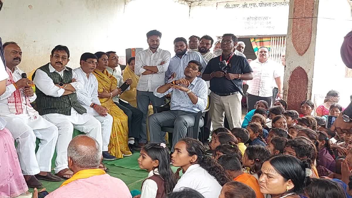 बालाघाट के बैगा अंचल में बच्चों की मौत पर सियासत तेज, मंत्री विजय शाह और विक्रांत भूरिया पहुंचे कुंडेकसा