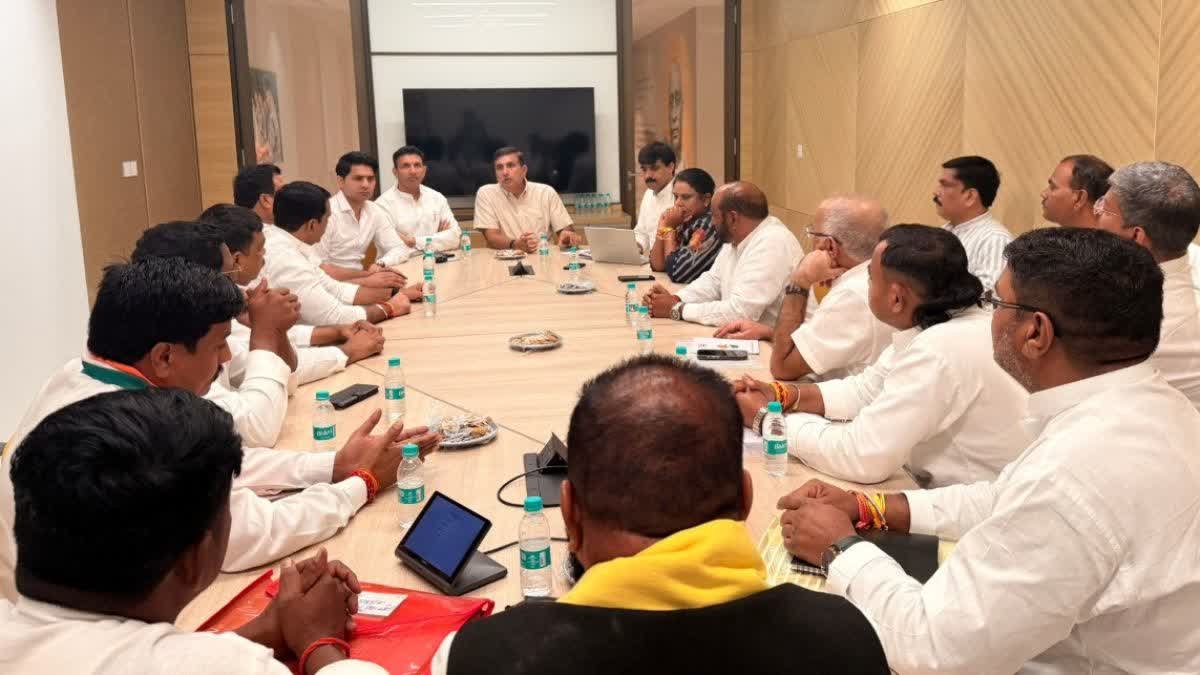 मध्य प्रदेश में कांग्रेस ने भंग किए सभी विभाग और प्रकोष्ठ, नए सिरे से होगा संगठन का पुनर्गठन