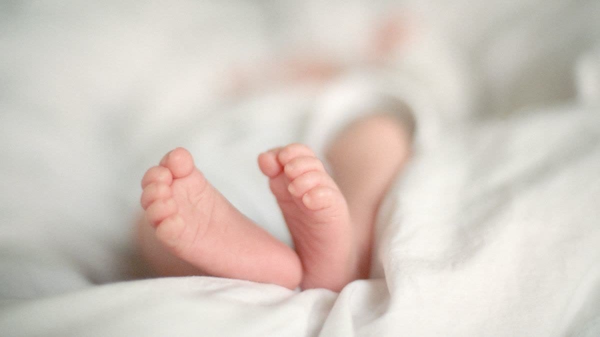 भोपाल में टीकाकरण के बाद 2 महीने की मासूम बच्ची की मौत, परिजनों ने लगाया ओवरडोज का आरोप