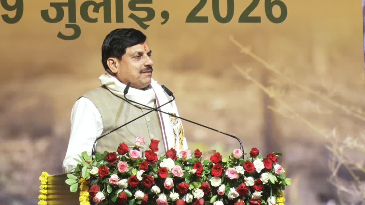शिक्षा विभाग का बड़ा फैसला, सत्र के पांच महीने बाद विद्यार्थियों के बैंक खातों में भेजी जाएगी ड्रेस की रकम