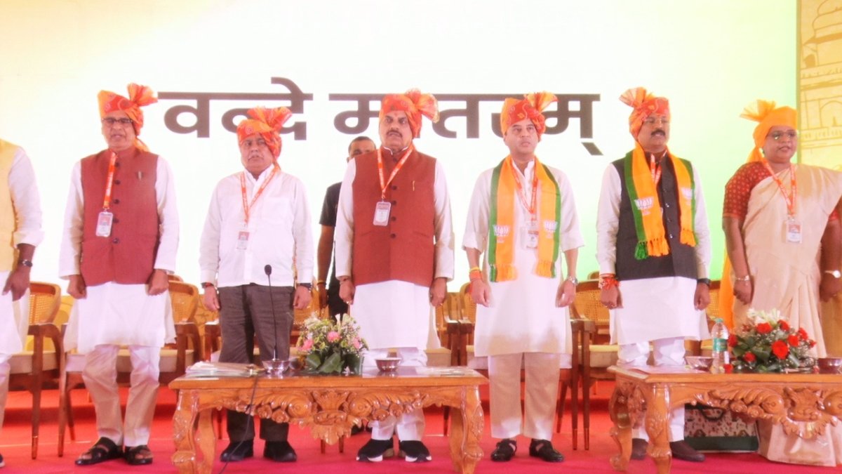   ओरछा बैठक में राहुल गांधी के दौरे पर बरसे डिप्टी सीएम जगदीश देवड़ा, कांग्रेस पर साधा निशाना