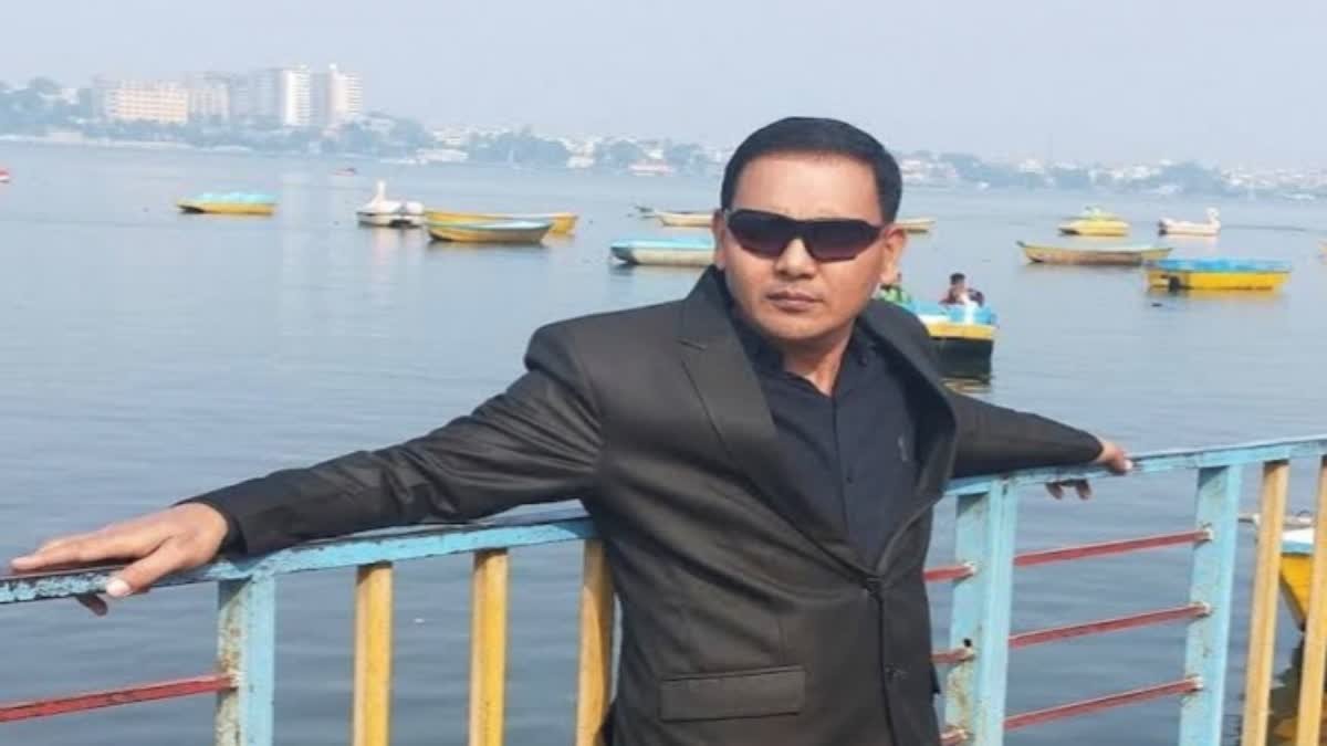 मुस्लिम अधिकारियों और किराए के मकान को लेकर पूर्व आईएएस नियाज खान के बयान पर फिर छिड़ी बहस