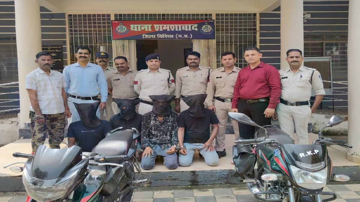 सराफा व्यापारी पर फायरिंग और 25 लाख की लूट का पर्दाफाश, यूपी के बदमाशों समेत 4 आरोपी गिरफ्तार