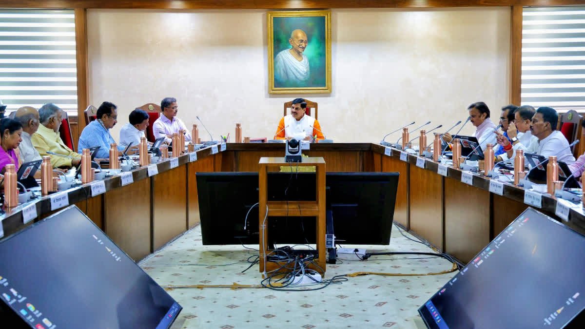 स्कूली छात्रों को AI में होशियार बनाएगी मोहन यादव सरकार, 60 सीएम राइज/संदीपनी स्कूल होंगे विकसित