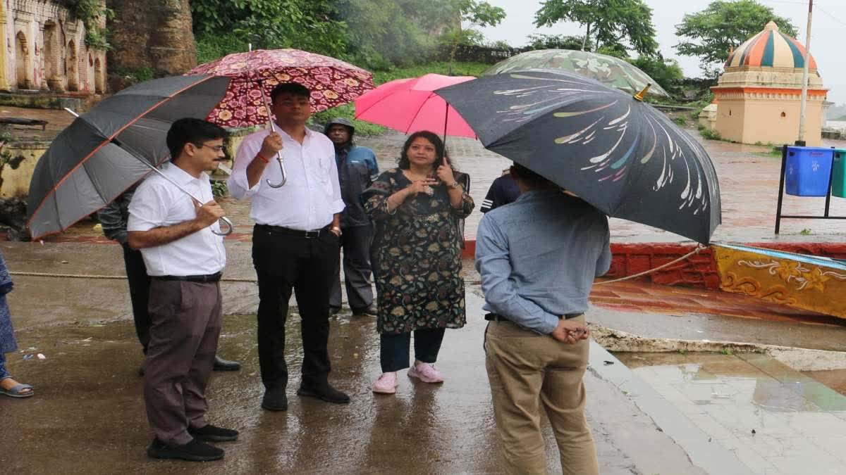 बुरहानपुर में झमाझम बारिश से ताप्ती नदी उफान पर, कई गांवों का जिला मुख्यालय से टूटा संपर्क