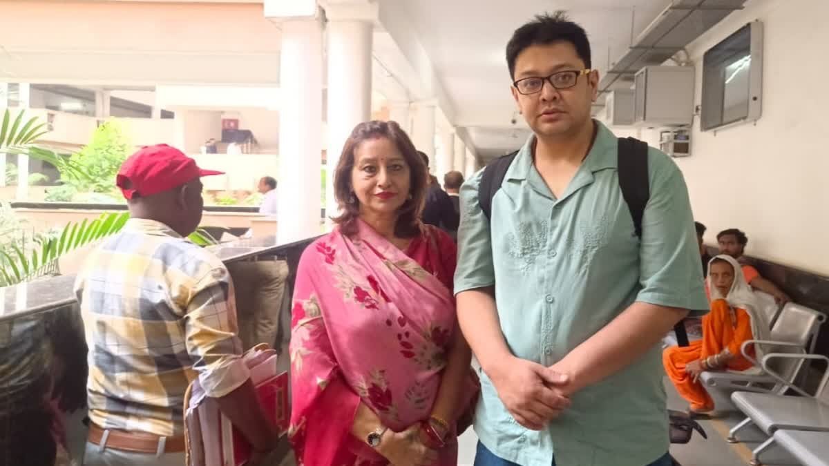 ज्योतिरादित्य सिंधिया की बुआ और बहन के बीच संपत्ति बंटवारे को लेकर कानूनी खींचतान जारी