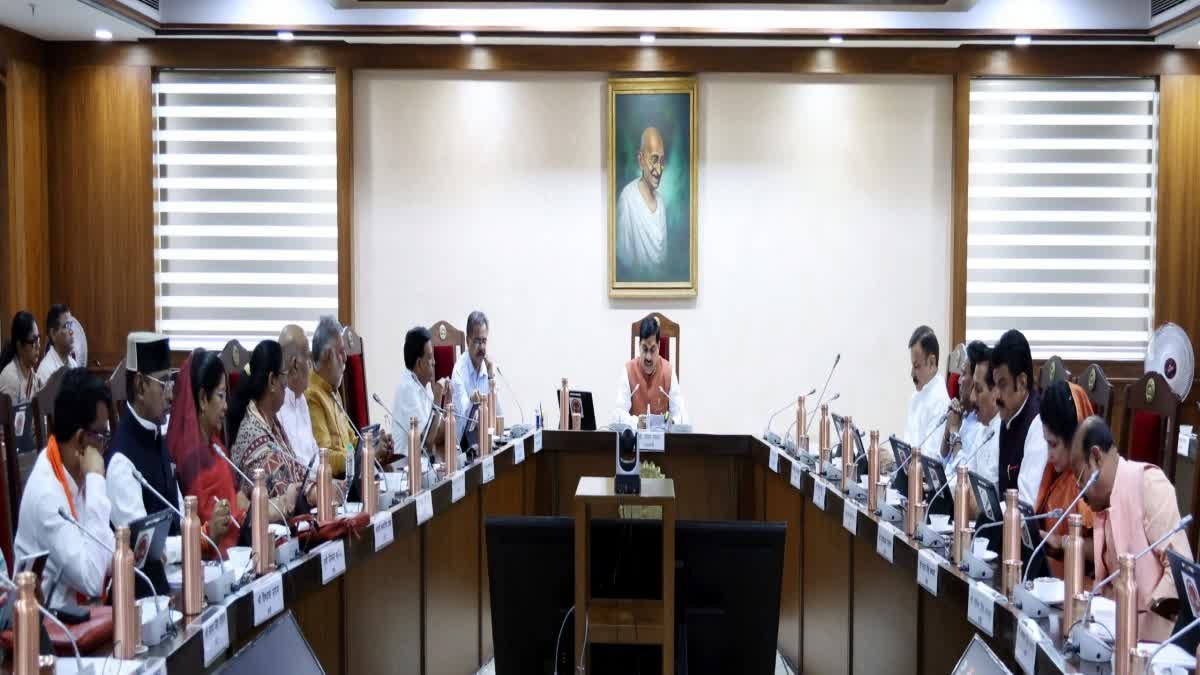 मध्य प्रदेश सरकार का बड़ा फैसला, बाहरी मजदूरों को मिलने वाले वनोपज बोनस पर लग सकती है रोक