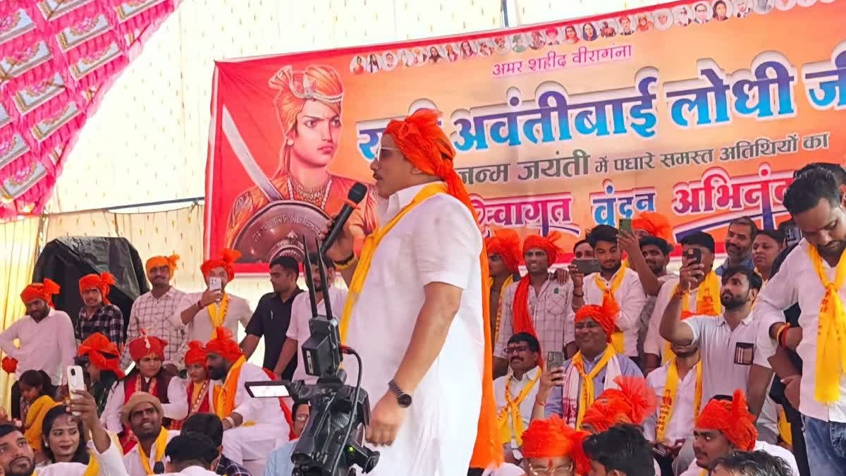 बीजेपी विधायक प्रीतम लोधी का विवादित बयान, बोले- 99 गालियां माफ, 100वीं गलती पर करेंगे 'डेंटिंग-पेंटिंग'