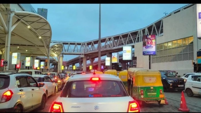रानी कमलापति स्टेशन पर वंदे भारत और शताब्दी के समय लगता है भारी जाम, यात्री परेशान