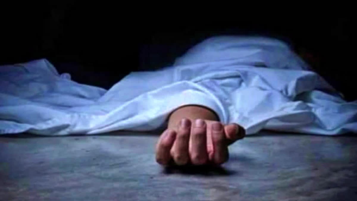 इंदौर में पति ने की पत्नी और बेटी की निर्मम हत्या, 8 साल के बेटे ने नाटक कर बचाई जान और खोला राज
