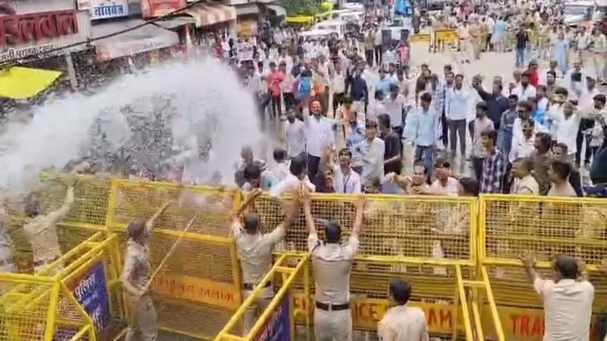 मंत्री के आवास का घेराव करने पहुँचे एनएसयूआई अध्यक्ष नितेश शर्मा सहित कई कार्यकर्ता हिरासत में