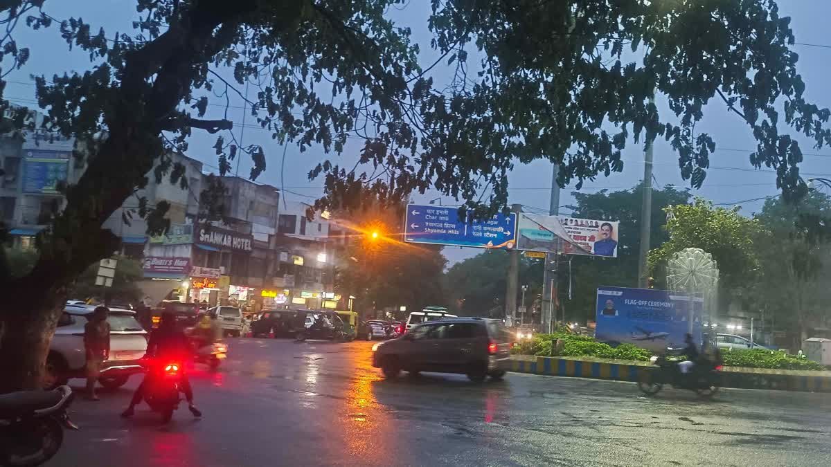 मध्य प्रदेश में मानसून का रौद्र रूप, अगले 48 घंटे इन जिलों में अति भारी बारिश का ऑरेंज अलर्ट