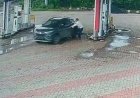 कोलारस के पेट्रोल पंप पर 2100 रुपये के पेट्रोल की ठगी, बिना नंबर की कार लेकर फरार हुआ चालक