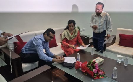 रतलाम के नए कलेक्टर अजय कटेसरिया ने संभाला पदभार, कलेक्ट्रेट में ई-फाइल और ई-एचआरएमएस सिस्टम लागू