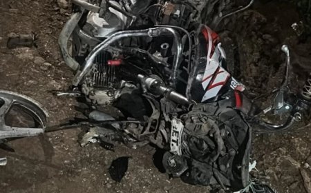 मक्सी रोड पर तेज रफ्तार पिकअप ने बाइक को मारी टक्कर, दो युवकों की दर्दनाक मौत