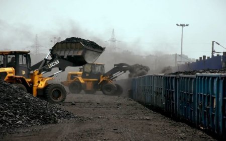 सिंगरौली के सरई रेलवे स्टेशन पर कोयला डंपिंग मामले में हाईकोर्ट सख्त, केंद्र और DRM जबलपुर को नोटिस