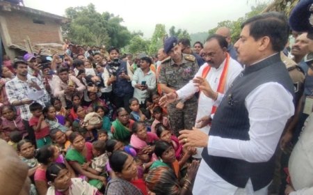 मुख्यमंत्री ने की 225 करोड़ की विकास योजनाओं की घोषणा, माओवादी हिंसा प्रभावित गांवों का करेंगे कायापलट