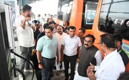 संस्कारधानी को जल्द मिलेगी ई-बस की सौगात, 32 आधुनिक एसी बसें जबलपुर पहुंचीं