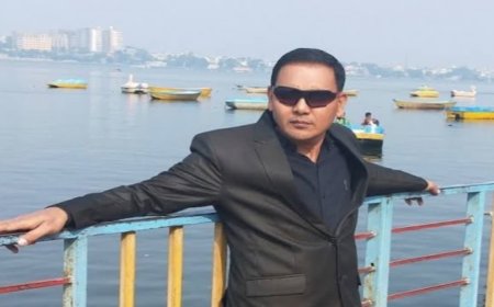 मुस्लिम अधिकारियों और किराए के मकान को लेकर पूर्व आईएएस नियाज खान के बयान पर फिर छिड़ी बहस