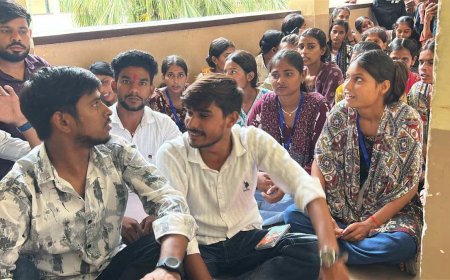 बीए फर्स्ट ईयर में 250 से ज्यादा छात्र फेल और शून्य अंक मिलने पर भड़के स्टूडेंट्स, यूनिवर्सिटी में प्रदर्शन