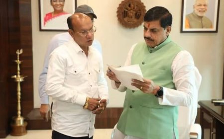 सीएम हाउस के जनजातीय हितैषी संवाद में शामिल हुए महापौर विक्रम आहके और विधायक कमलेश प्रताप शाह