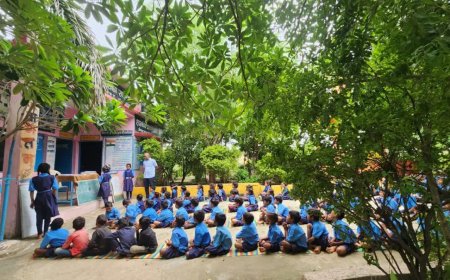 रायसेन में जान जोखिम में डालकर पढ़ रहे बच्चे, 51 से अधिक स्कूल भवन जर्जर हालत में