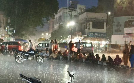 मंदसौर में स्मार्ट मीटर हटाने को लेकर बवाल, कांग्रेस नेता दीपक गुर्जर समेत 12 पर FIR दर्ज