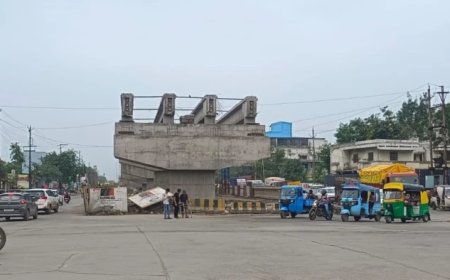 वाहनों की भारी आवाजाही के कारण धीमी हुई फ्लाईओवर निर्माण की गति, एजेंसी के काम छोड़ने की आशंका