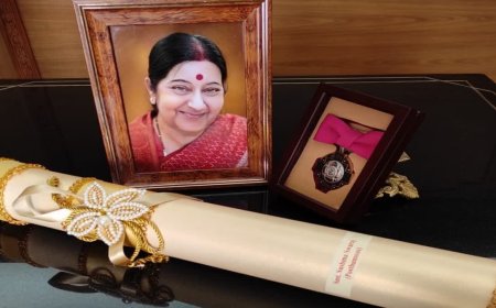 2009 में बाहरी से 'दीदी' बनने तक का सफर, सुषमा स्वराज के संस्मरण आज भी लोगों के दिलों में हैं जिंदा