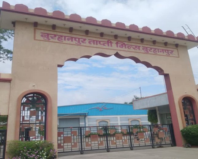 बंद पड़ी ताप्ती मिल को शुरू कराने की उठी मांग, सांसद ज्ञानेश्वर पाटिल ने मंत्रालय में की मुलाकात