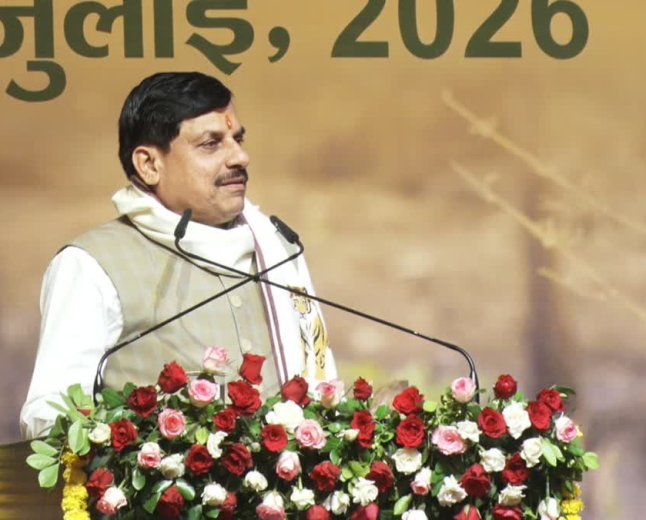 शिक्षा विभाग का बड़ा फैसला, सत्र के पांच महीने बाद विद्यार्थियों के बैंक खातों में भेजी जाएगी ड्रेस की रकम