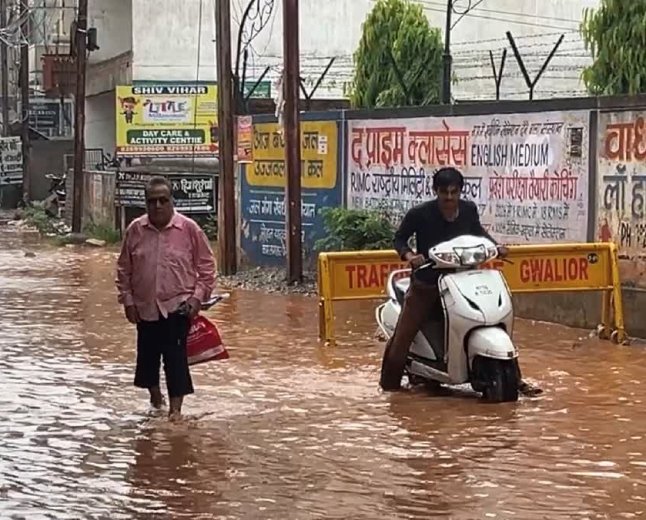 स्टूडेंट्स से मुखातिब हुए मुख्यमंत्री डॉ. मोहन यादव, बोले- अनुशासन बनाए रखने के लिए थोड़ा बुरा बनना पड़ता है