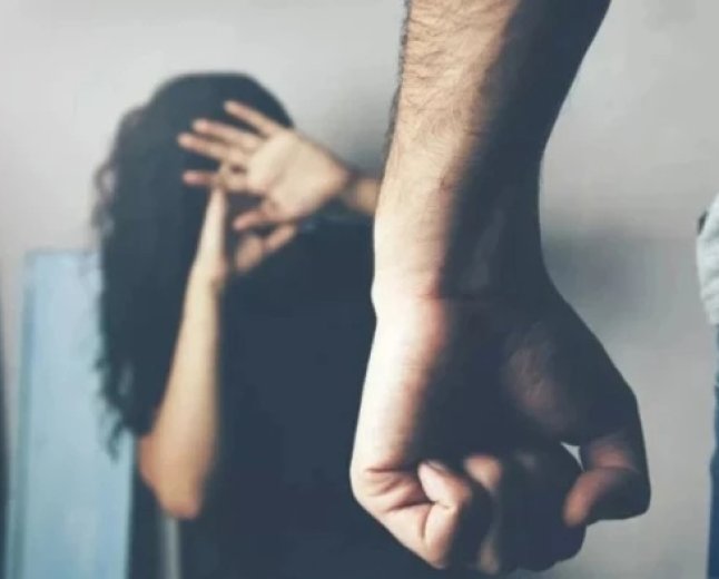 भोपाल के बिलखिरिया में 14 वर्षीय स्कूली छात्रा के साथ दुष्कर्म, आरोपी ने ब्लैकमेल कर बनाया शिकार