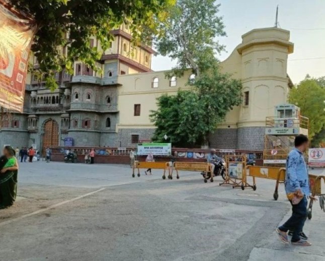राजवाड़ा और बर्तन बाजार जाने वाले लोग ध्यान दें, जाम से बचने के लिए अपनाएं ये वैकल्पिक मार्ग