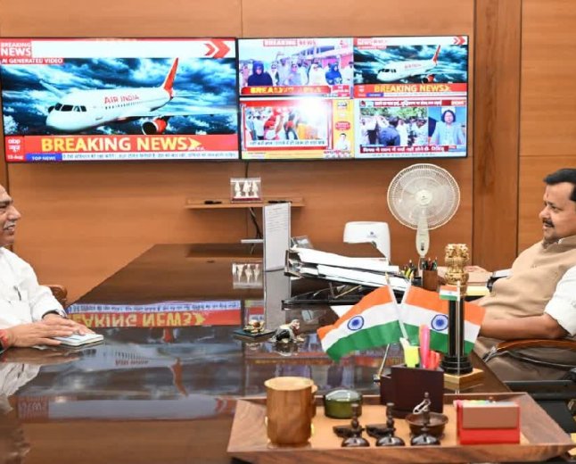 दतिया उपचुनाव में हार के बाद दिल्ली दरबार में बढ़ी मध्य प्रदेश के बीजेपी नेताओं की हलचल, जानें क्या हैं मायने