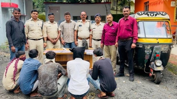 भोपाल में मेट्रो सुपरवाइजर पर हमला कर मोबाइल लूटने वाले 5 आरोपी गिरफ्तार; 24 घंटे में पर्दाफाश