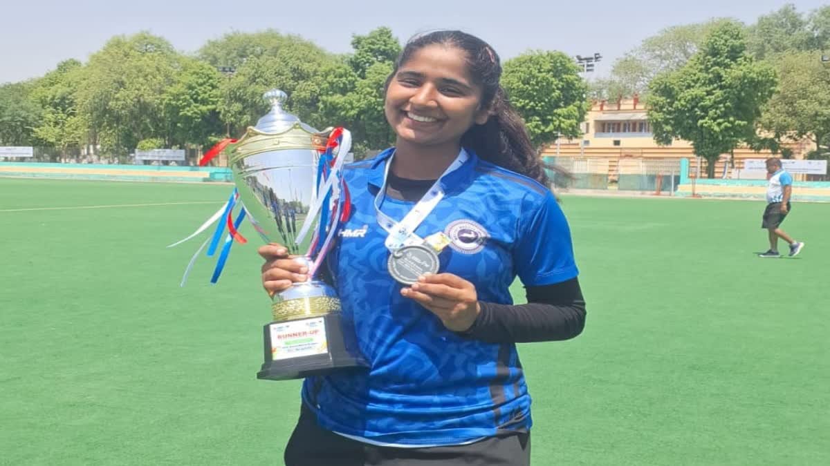 किसान की बेटी और 10वीं की छात्रा मुस्कान रघुवंशी ने बढ़ाया गुना का मान, हॉकी अकादमी में हुआ चयन