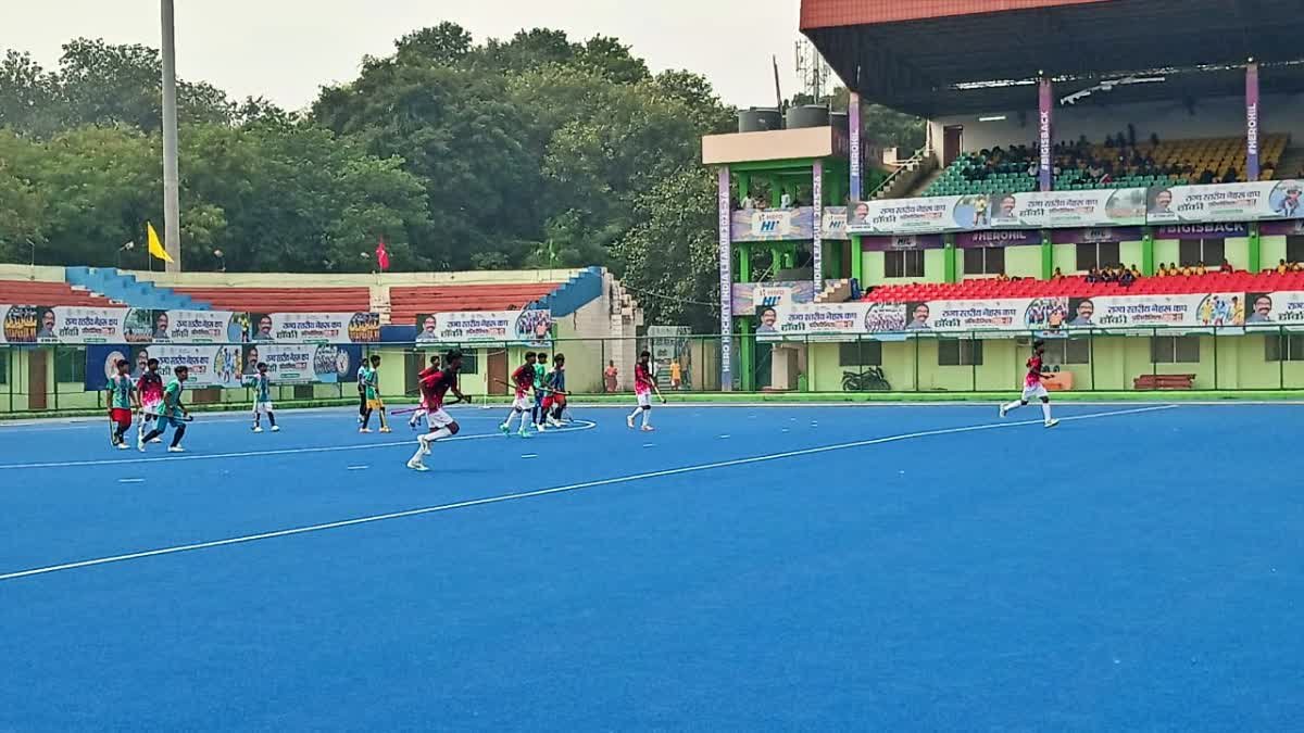 मोराबादी एस्ट्रोटर्फ स्टेडियम में राज्य स्तरीय हॉकी स्पर्धा; राष्ट्रीय नेहरू कप दिल्ली का टिकट पाने को भिड़ीं टीमें