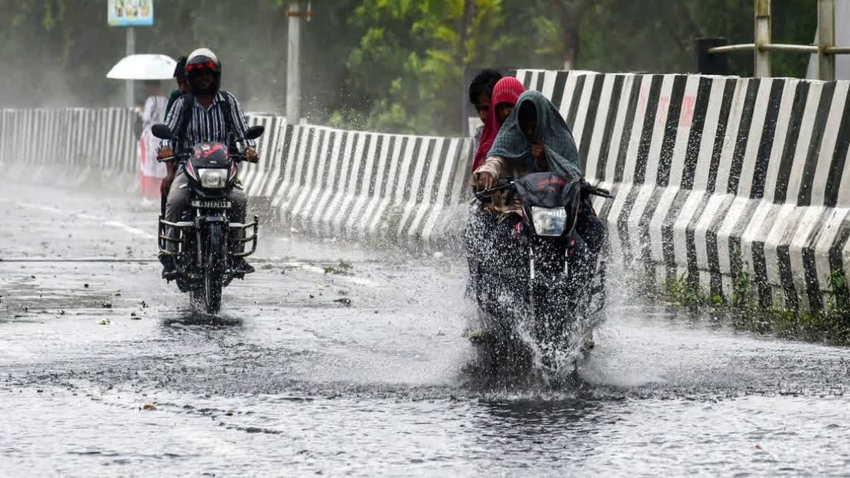 मध्य प्रदेश में मानसून की विदाई से पहले आफत! बंगाल की खाड़ी के सिस्टम से 3 दिन भारी बारिश का अलर्ट