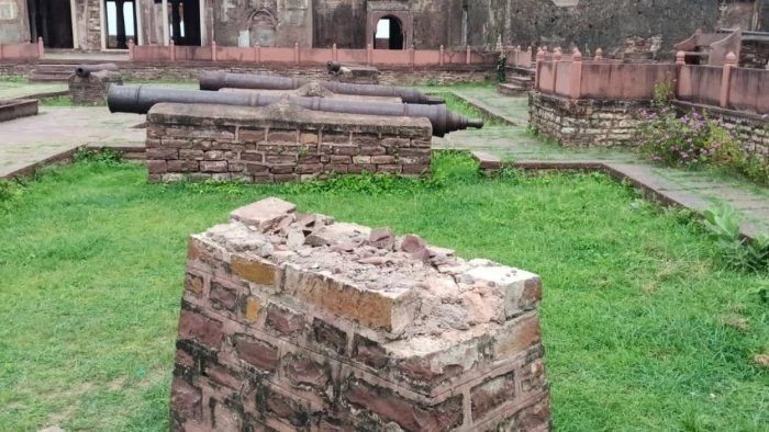 नरवर किले से चोरी हुई अष्टधातु की ऐतिहासिक तोप का नहीं लगा सुराग, राजस्थान के इस गांव में छिपे होने की आशंका