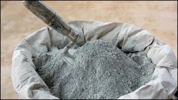 छत्तीसगढ़ में सीमेंट के दाम में भारी उछाल! ₹10,000 करोड़ के सरकारी प्रोजेक्ट्स और PM आवास होंगे महंगे