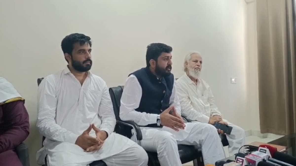 'राहुल गांधी पहले सच्चर कमेटी रिपोर्ट पढ़ें और UCC पर स्टैंड साफ करें'; बुरहानपुर पहुंचे मोहसिन खान का हमला