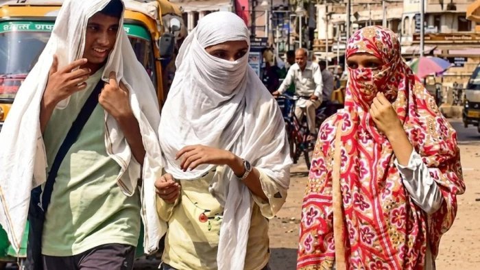 ग्वालियर-चंबल अंचल से जल्द होगी मानसून की विदाई, आसमान साफ होने से खिली तेज धूप, उमस से लोग परेशान