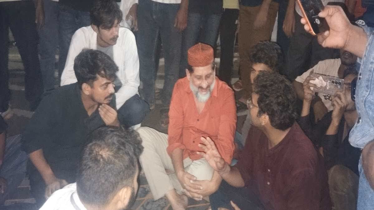 भोपाल में इंटर्न डॉक्टरों के आंदोलन को मिला कांग्रेस का समर्थन, विधायक आरिफ मसूद ने दी चेतावनी