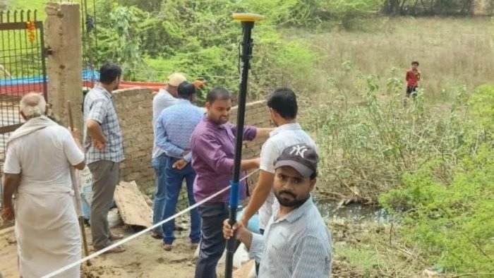 चित्रकूट में मंदाकिनी नदी के डूब क्षेत्र का सीमांकन जारी; कलेक्टर पुलकित गर्ग ने दी कब्जा हटाने की मोहलत