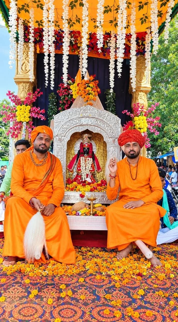 उज्जैन में बैरवा समाज का 105 साल पुराना ऐतिहासिक डोल चल समारोह; 12 किलो चांदी का डोल बना आकर्षण